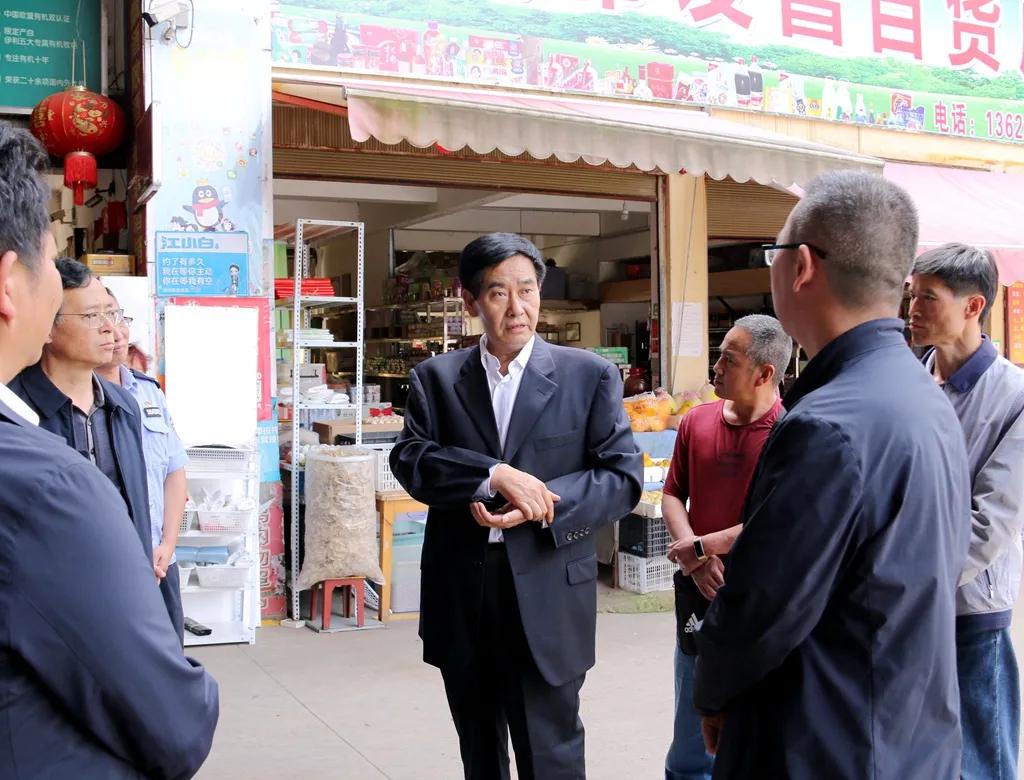 东兴市卫生健康局规划构建健康城市，提升民生福祉水平